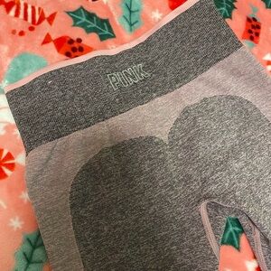 VS Pink leggings